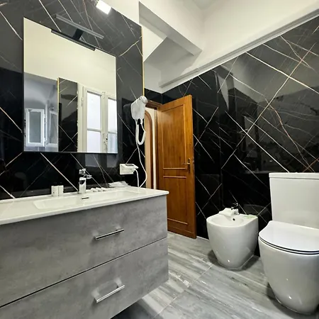 La Finestra Su San Lorenzo Inn Florence